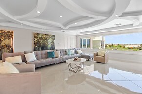 Tierra del Sol Resort by Bocobay