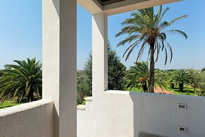 Tenuta Ricco Mono With Pool And Garden