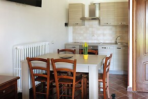 Tenuta Ricco Mono With Pool And Garden