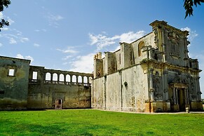Tenuta Ricco Mono With Pool And Garden