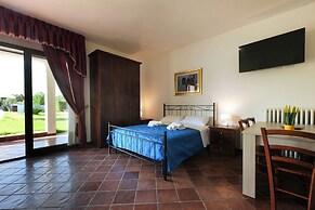 Tenuta Ricco Mono With Pool And Garden