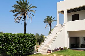 Tenuta Ricco Mono With Pool And Garden