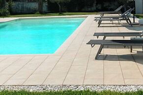 Tenuta Ricco Mono With Pool And Garden
