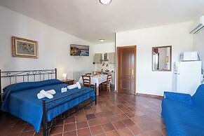 Tenuta Ricco Mono With Pool And Garden