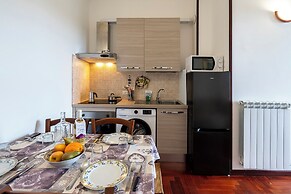 Tenuta Ricco Mono With Pool And Garden