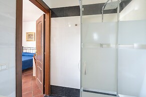 Tenuta Ricco Mono With Pool And Garden