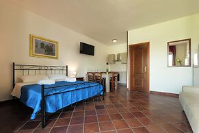 Tenuta Ricco Mono With Pool And Garden