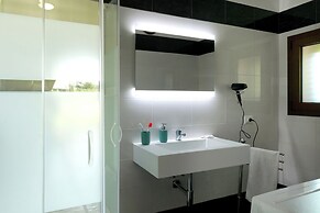 Tenuta Ricco Mono With Pool And Garden