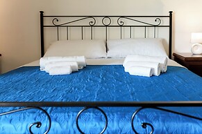 Tenuta Ricco Mono With Pool And Garden