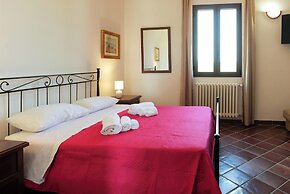 Tenuta Ricco Mono With Pool And Garden