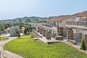 Arya Hotel