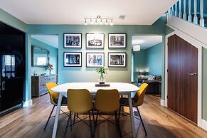 3br-sleeps6-parking-garden-citycentre