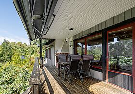 Dream Location With Lake View Near Brohof-golf