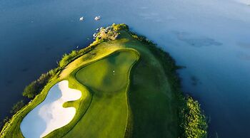 Dream Location With Lake View Near Brohof-golf