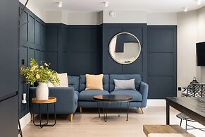 Former Wine Vaults With Hot Tub Private Courtyard