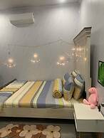 Ruby House, 3 Bedroom Apartment, Beachside