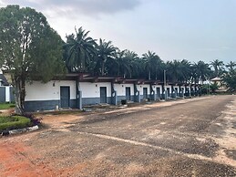 Precious Palm Royal Hotel