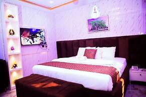 Precious Palm Royal Hotel