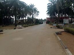 Precious Palm Royal Hotel