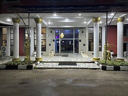 Precious Palm Royal Hotel