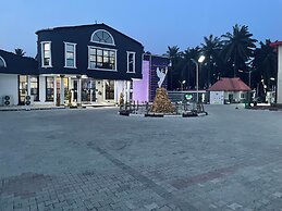 Precious Palm Royal Hotel