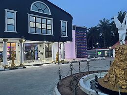 Precious Palm Royal Hotel