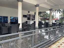 Precious Palm Royal Hotel