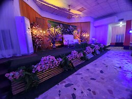 Precious Palm Royal Hotel