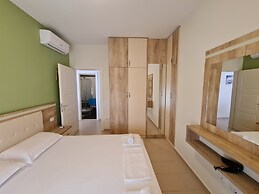 Diamond Holiday Apartments Vlore