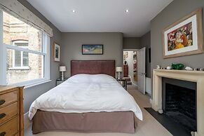 Modern flat near Battersea Park