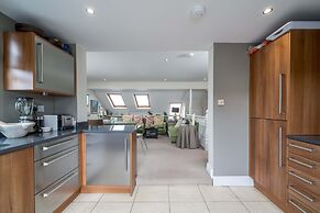 Modern flat near Battersea Park