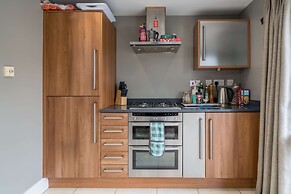 Modern flat near Battersea Park