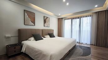 CC LUX Suites in Piraeus Port