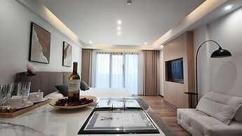 CC LUX Suites in Piraeus Port