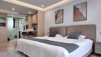 CC LUX Suites in Piraeus Port