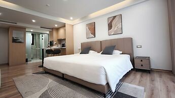 CC LUX Suites in Piraeus Port