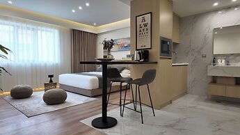 CC LUX Suites