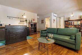 Turin Bed & Books by Wonderful Italy