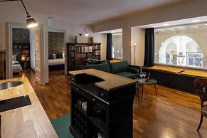 Turin Bed & Books by Wonderful Italy