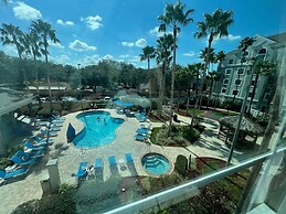 Univeral Disney Epic Shuttle