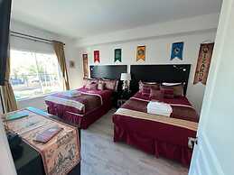 Univeral Disney Epic Shuttle