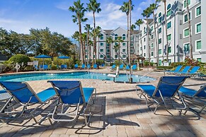 Univeral Disney Epic Shuttle