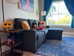 Univeral Disney Epic Shuttle