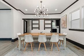 6BR Retreat Comfort Convenience Kitchen 16