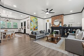 6BR Retreat Comfort Convenience Kitchen 16