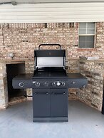 Spacious Lakefront View With Hot Tub and Pool NH