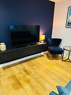 Leicester Square 1st Floor Studio