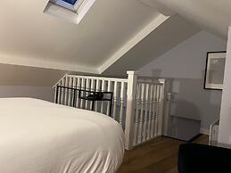 Leicester Square 1st Floor Studio