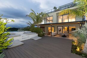 The Palms Penthouse by Acomodo Punta Caelo