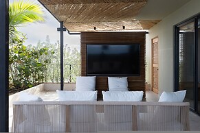 The Palms Penthouse by Acomodo Punta Caelo